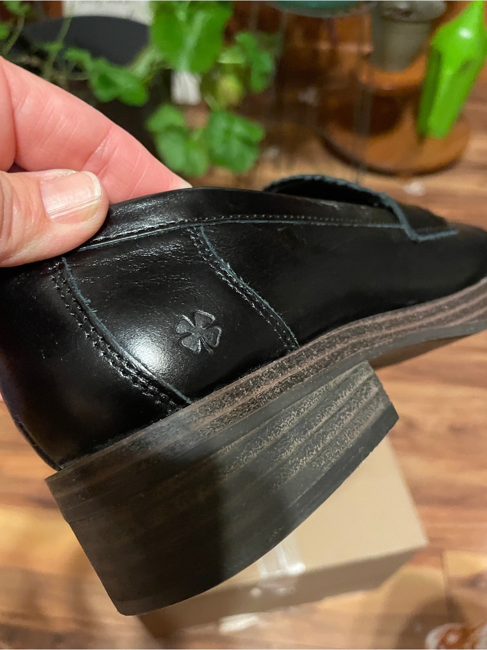 Lucky Brand Black Leather Slip-On Penny Loafers Womens size 7.5 - Picture 3 of 6